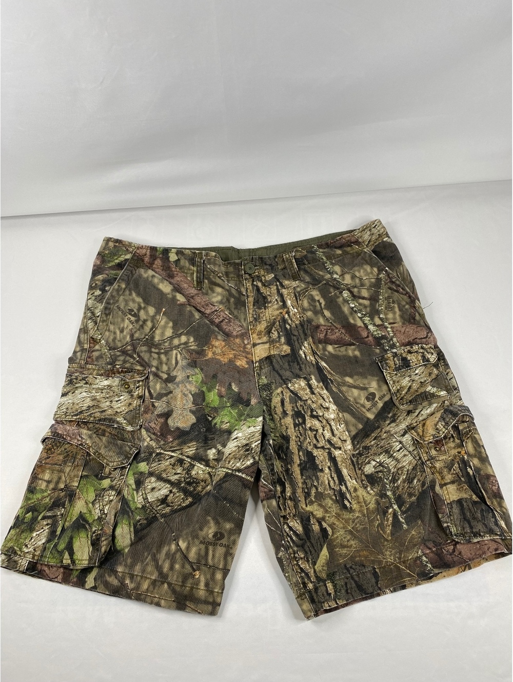 Faded Glory  camouflage shorts size 44